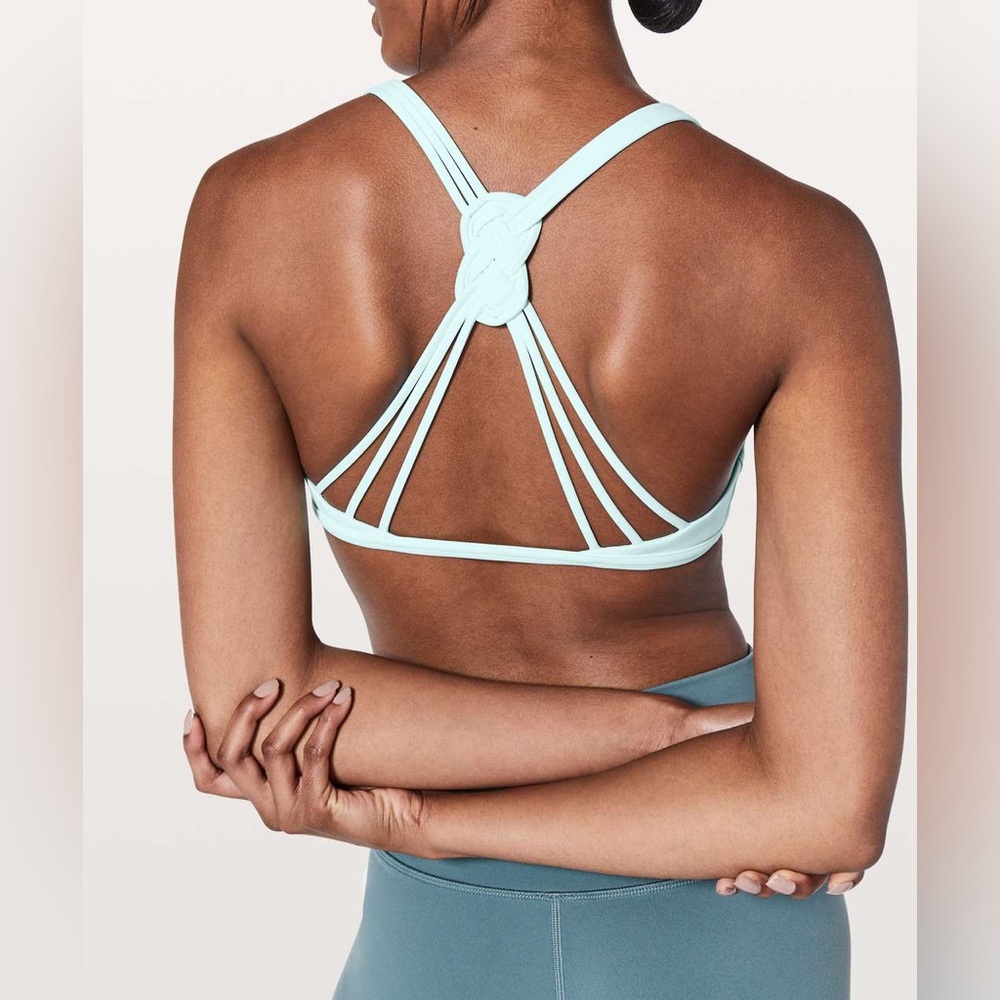 Lululemon Love Knot bra aquamarine 2 EUC